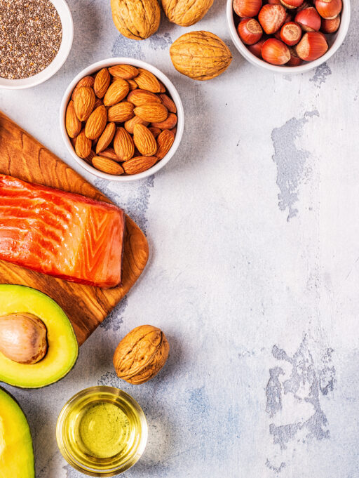 Kwasy omega-3 w&nbsp;codziennej diecie: DHA, EPA i&nbsp;ALA – normy, źródła i&nbsp;suplementacja.